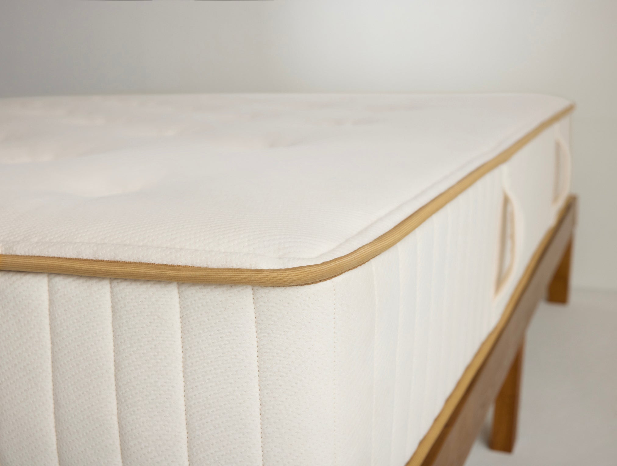 The Natural REM Mattress - Cartivias 