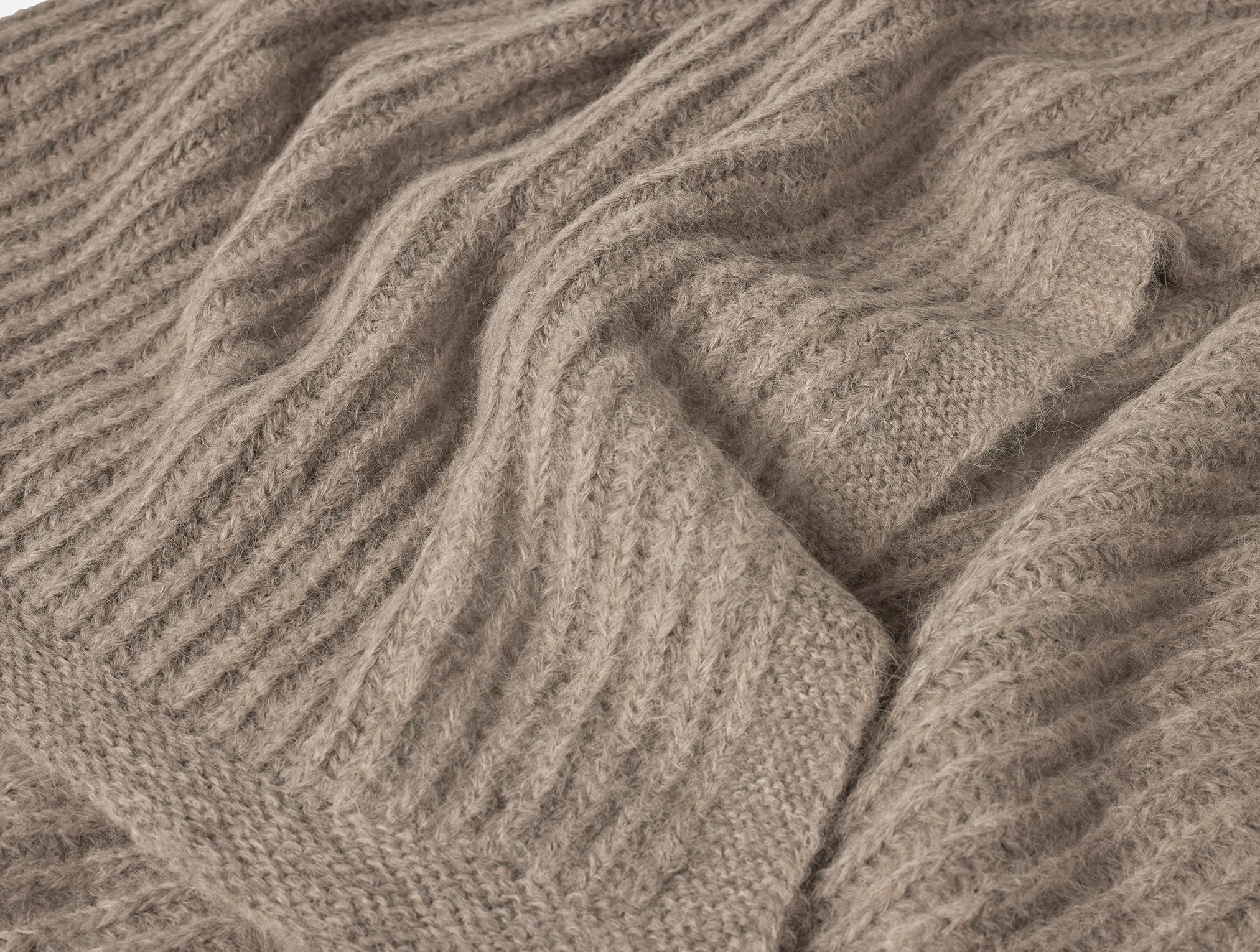Andes Suri Alpaca Knit Throw 