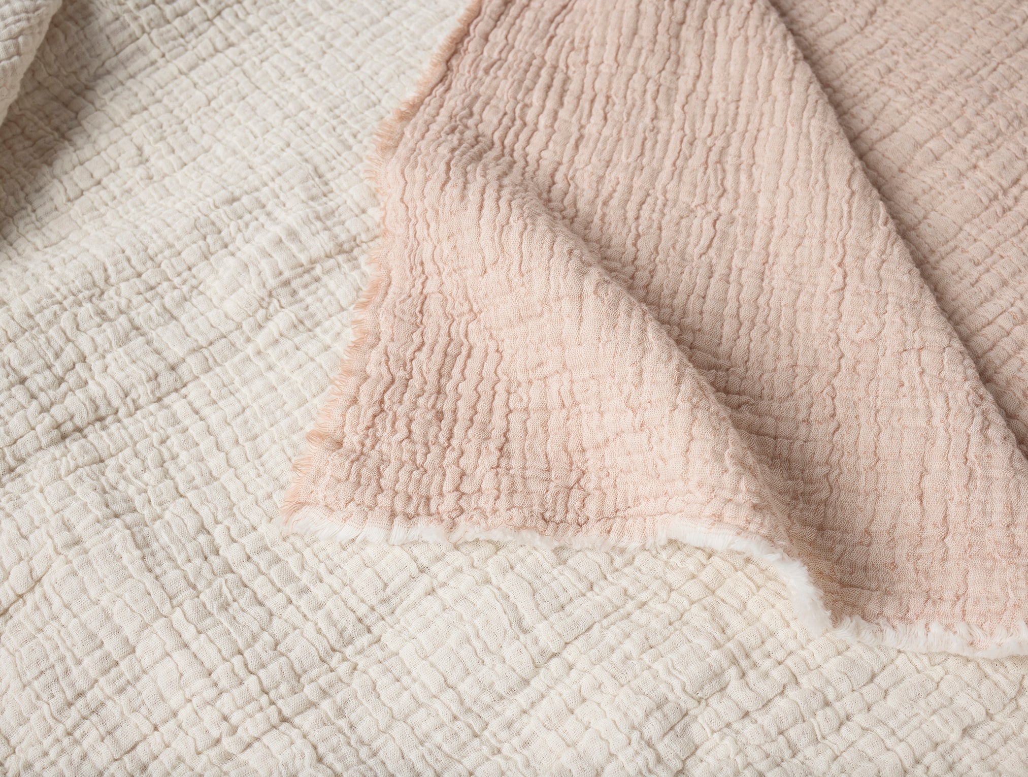 Topanga Organic Matelasse Throw - Cartivias 